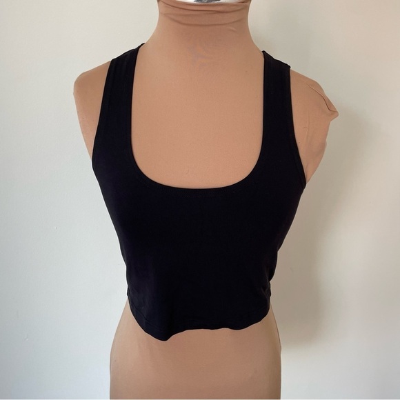 Paridaez Black Cropped Suppplex Lycra Stretchy Athletic Tank Top EUC Size XS - Picture 8 of 9